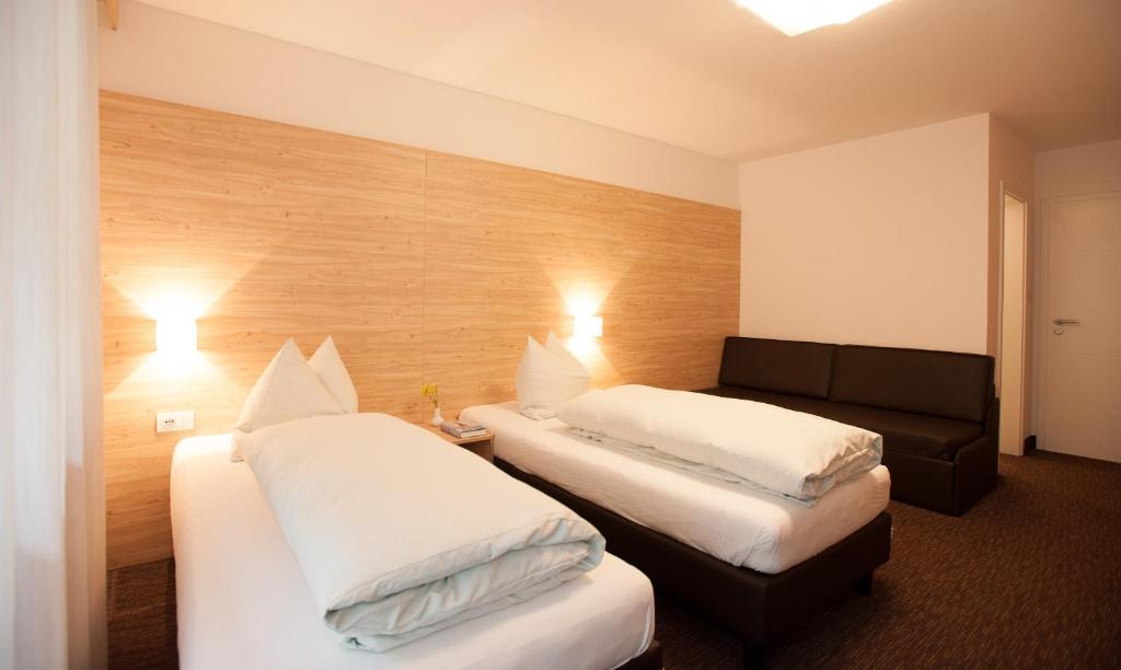 Hotel Stifter Лутаго Номер фото